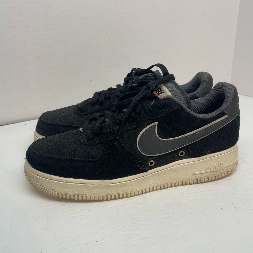 Nike Air Force 1 Low ‘07 LV8 Dark Grey Black Size 8.5 Sneakers 718152-018